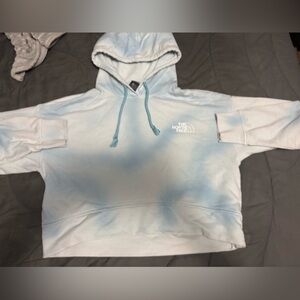 North face crop sweater 
Size M